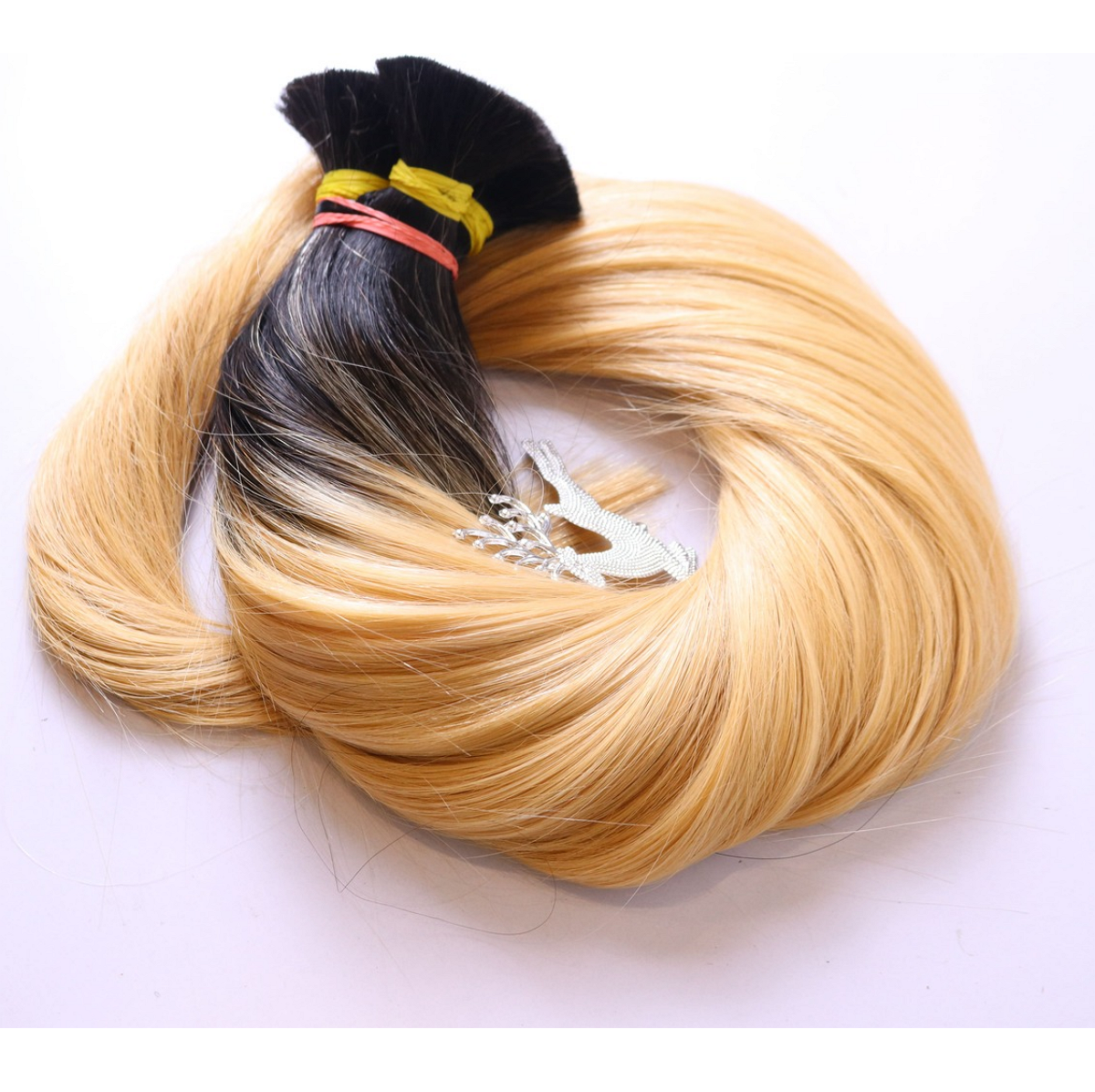 Straight Bulk Hair – Ombre Black to Blonde 100% Human Hair (Raw hair) Light chemical processed Braiding / Custom processing