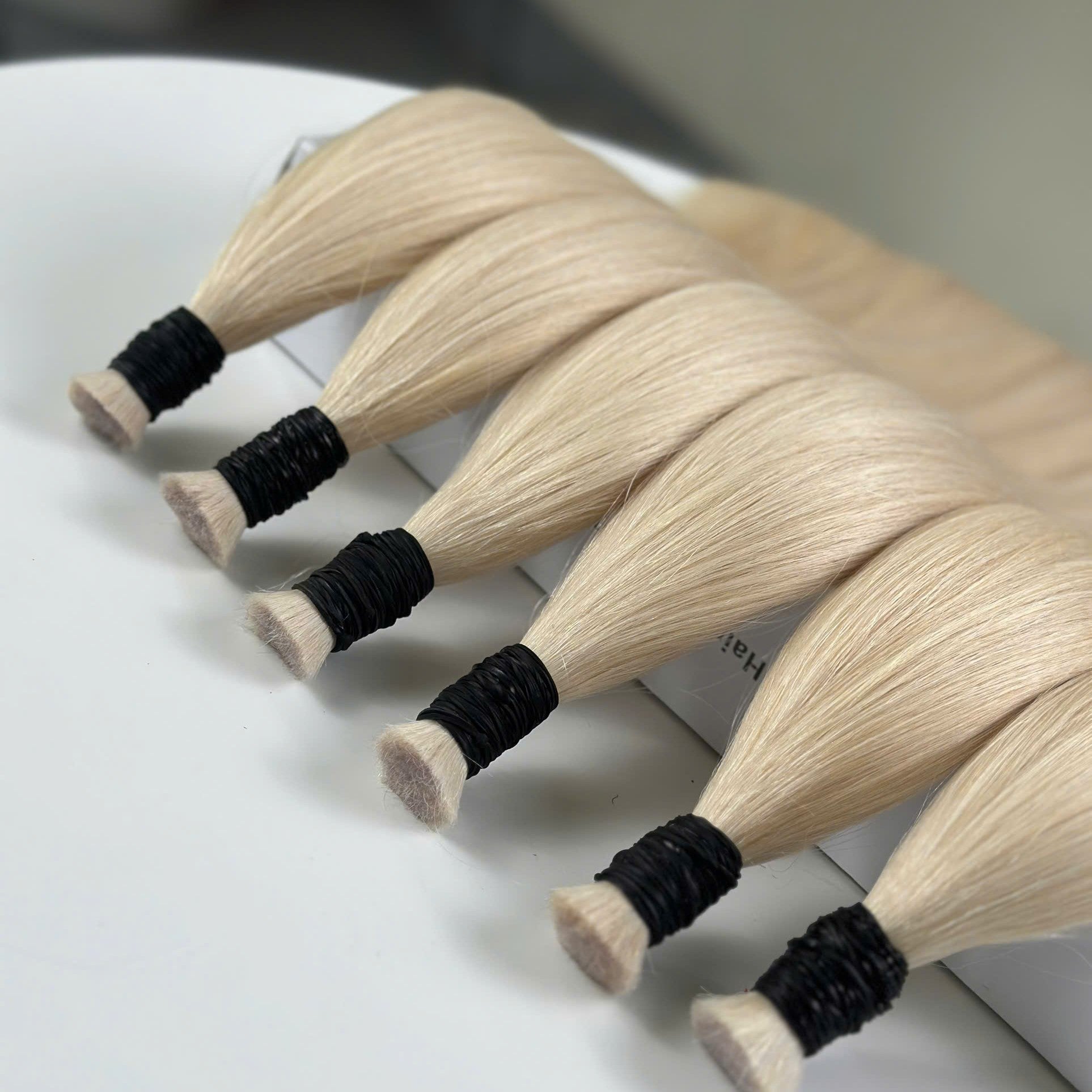 Vietnamese Bulk Hair Straight Platinum Blonde — Wholesale Double Drawn Bleached