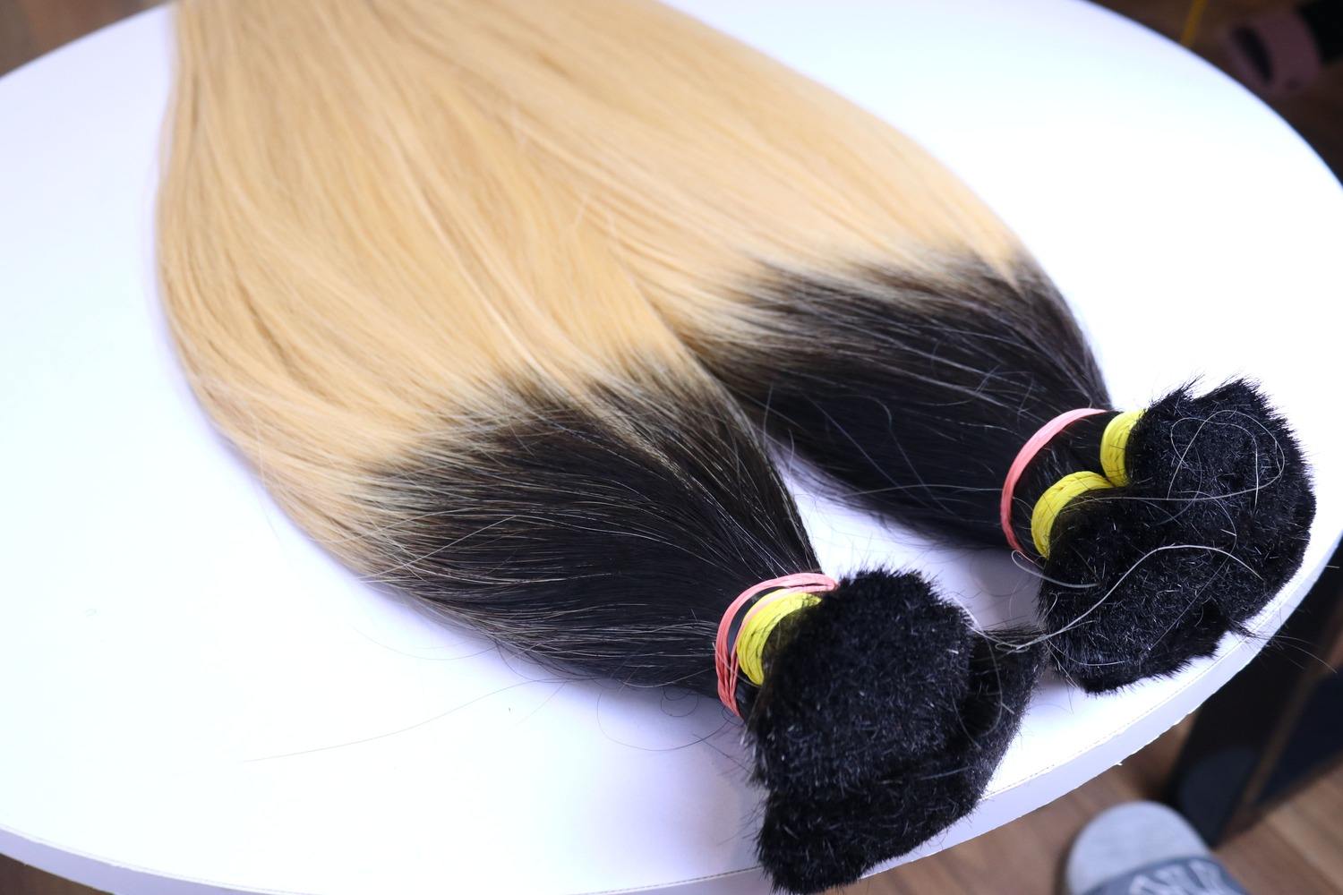 Straight Bulk Hair – Ombre Black to Blonde 100% Human Hair (Raw hair) Light chemical processed Braiding / Custom processing