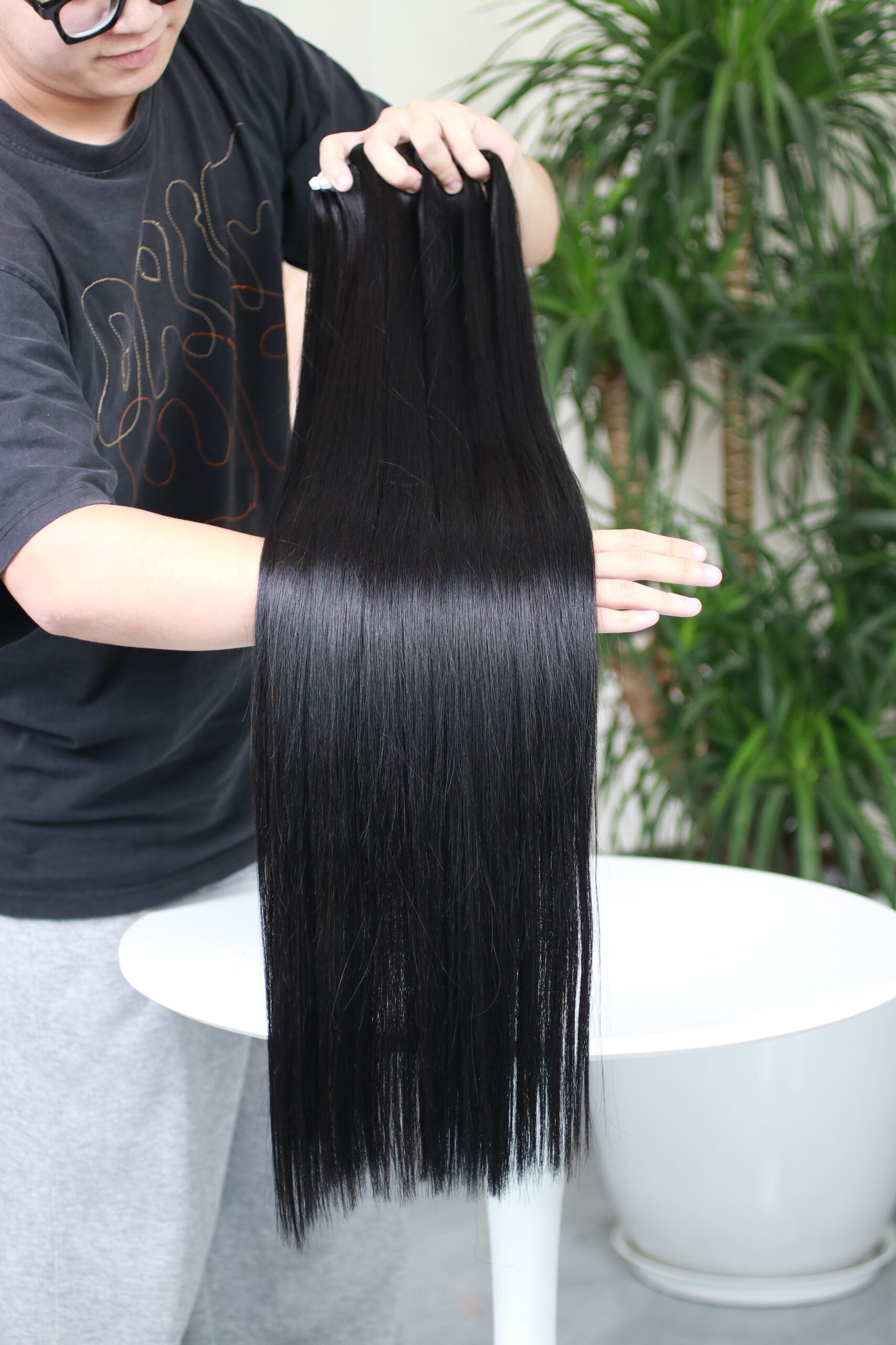 Premium Silky Bone Straight Raw Hair Natural Color 24 Inches Weft – 100% Human Hair Bundle